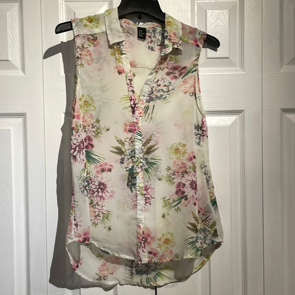H&M floral sheer top size 6